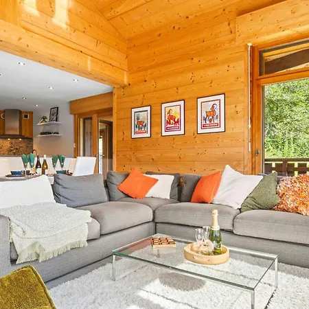 Mountain Views Balcony Stylish 3 Bed Appartement Morzine
