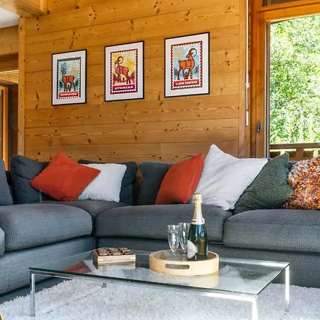 Mountain Views Balcony Stylish 3 Bed Morzine